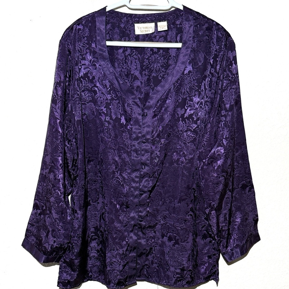 Victoria's Secret Gold label Pajama Top Shirt